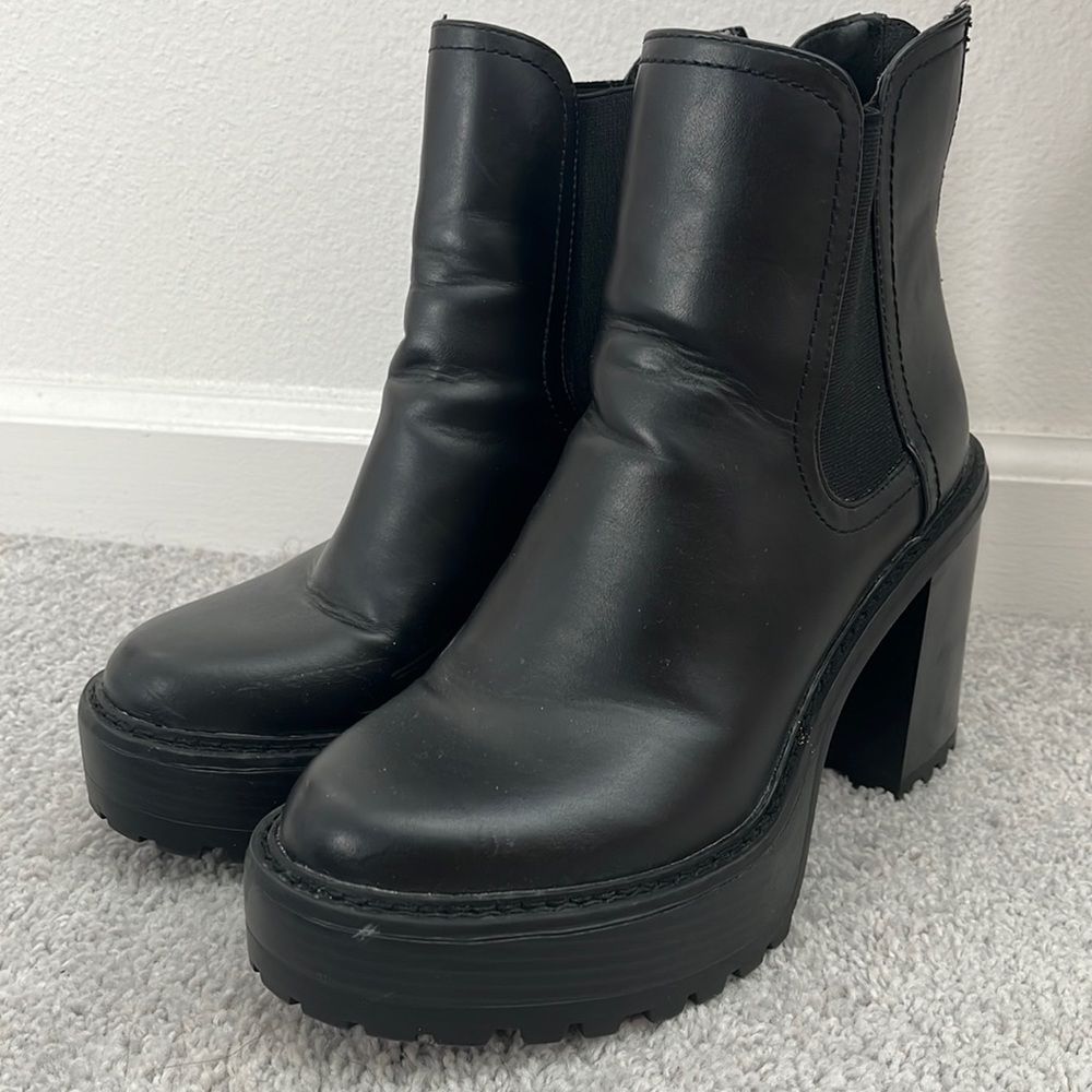 MADDEN GIRL KAMORA BLACK PLATFORM BOOTIES 9
